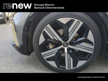 Photo 30 du bon plan RENAULT Megane E-Tech Electric EV60 220ch Iconic super charge -B occasion à 27999 €