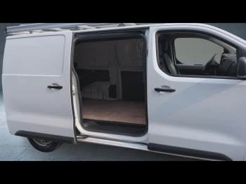 Photo 25 du bon plan CITROEN Jumpy Fg VUL M 1.5 BlueHDi 120ch S&S Club occasion à 15990 €