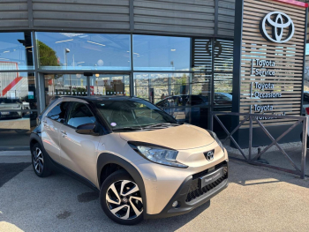 Photo 2 du bon plan TOYOTA Aygo X 1.0 VVT-i 72ch Design S-CVT MY24 occasion à 16290 €