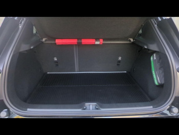 Photo 7 du bon plan VOLVO EX30 P5 Long Range 272ch 69kWh Ultra occasion à 42900 €
