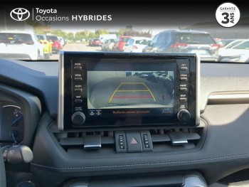 Photo 17 du bon plan TOYOTA RAV4 2.5 Hybride 222ch Dynamic AWD-i MY22 occasion à 32990 €