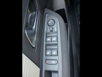 Photo 22 du bon plan CITROEN C4 1.2 PureTech 130ch S&S YOU occasion à 14990 €