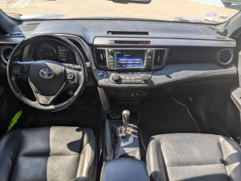 Photo 10 du bon plan TOYOTA RAV4 197 Hybride Collection 2WD CVT occasion à 22490 €