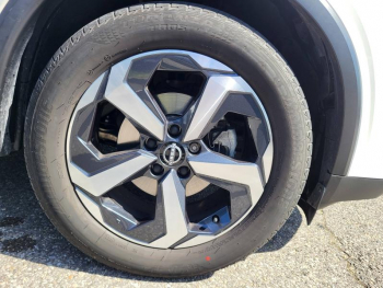 Photo 4 du bon plan NISSAN Qashqai 1.3 Mild Hybrid 158ch N-Connecta 4x4 Xtronic occasion à 27790 €
