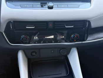 Photo 16 du bon plan NISSAN Qashqai e-POWER 190ch Tekna 2022 occasion à 22495 €