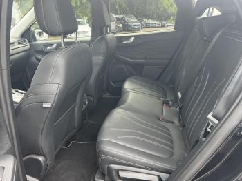 Photo 10 du bon plan FORD Kuga 2.5 Duratec 190ch FHEV E85 Vignale BVA occasion à 28390 €