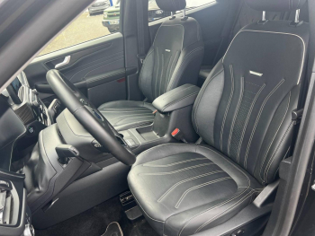 Photo 16 du bon plan FORD Kuga 2.5 Duratec 190ch FHEV E85 Vignale BVA occasion à 28390 €