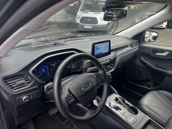 Photo 17 du bon plan FORD Kuga 2.5 Duratec 190ch FHEV E85 Vignale BVA occasion à 28390 €