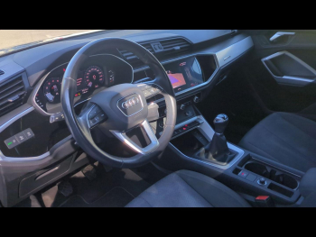 Photo 5 du bon plan AUDI Q3 35 TFSI 150ch Design occasion à 24900 €
