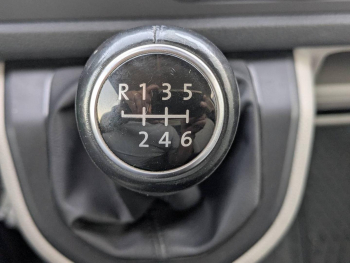 Photo 20 du bon plan VOLKSWAGEN Transporter Fg VUL 2.8T L1H1 2.0 TDI 204ch Business Line 4Motion occasion à 26990 €