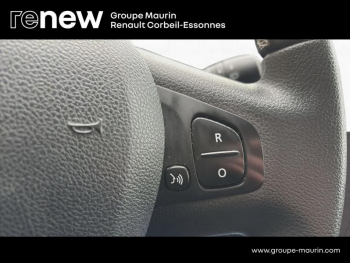 Photo 21 du bon plan RENAULT Trafic Combi L2 2.0 dCi 145ch Energy S&S Intens 8 places occasion à 22990 €