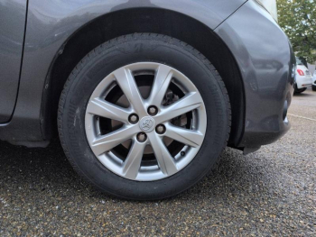 Photo 10 du bon plan TOYOTA Yaris 69 VVT-i Tendance 5p occasion à 7500 €
