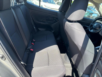 Photo 16 du bon plan TOYOTA Yaris Cross 116h Dynamic MC24 occasion à 22590 €
