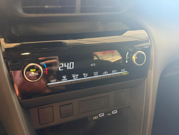 Photo 10 du bon plan TOYOTA Yaris Cross 116h Dynamic MC24 occasion à 22989 €