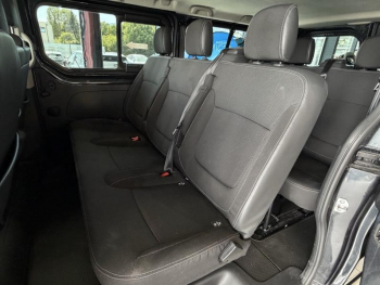 Photo 8 du bon plan NISSAN Primastar Combi L2H1 3t0 2.0 dCi 150ch N-Connecta DCT GSR2B occasion à 35490 €
