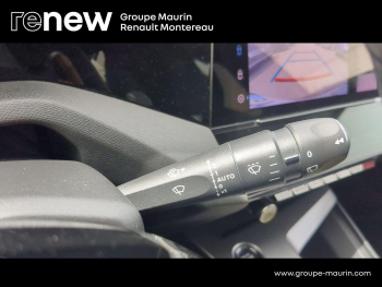Photo 22 du bon plan PEUGEOT 308 III Ph1 1.2 PureTech 130ch S&S Allure occasion à 16490 €