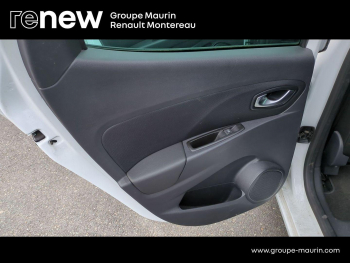 Photo 16 du bon plan RENAULT Clio 1.2 TCe 120ch energy Intens EDC 5p occasion à 14490 €