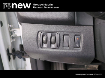 Photo 21 du bon plan RENAULT Clio 1.2 TCe 120ch energy Intens EDC 5p occasion à 14490 €