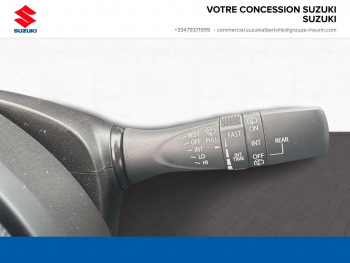 Photo 17 du bon plan SUZUKI Swift 1.2 Dualjet Hybrid 83ch Pack AllGrip occasion à 15900 €