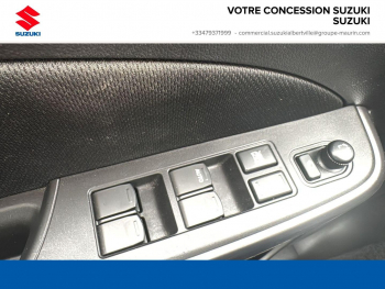 Photo 27 du bon plan SUZUKI Swift 1.2 Dualjet Hybrid 83ch Pack AllGrip occasion à 15900 €