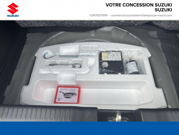 Photo 31 du bon plan SUZUKI Swift 1.2 Dualjet Hybrid 83ch Pack AllGrip occasion à 15900 €
