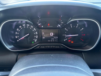 Photo 28 du bon plan CITROEN C3 Aircross BlueHDi 110ch S&S Shine Pack occasion à 15390 €
