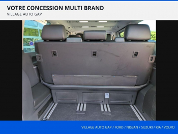 Photo 14 du bon plan VOLKSWAGEN Multivan 2.0 TDI 204ch BlueMotion Technology Carat DSG7 Court occasion à 39990 €