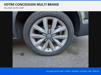 Photo 15 du bon plan VOLKSWAGEN Multivan 2.0 TDI 204ch BlueMotion Technology Carat DSG7 Court occasion à 39990 €