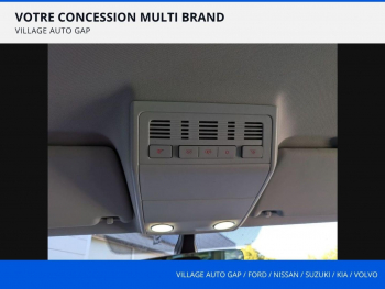 Photo 24 du bon plan VOLKSWAGEN Multivan 2.0 TDI 204ch BlueMotion Technology Carat DSG7 Court occasion à 39990 €