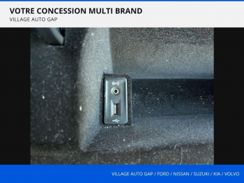 Photo 28 du bon plan VOLKSWAGEN Multivan 2.0 TDI 204ch BlueMotion Technology Carat DSG7 Court occasion à 39990 €