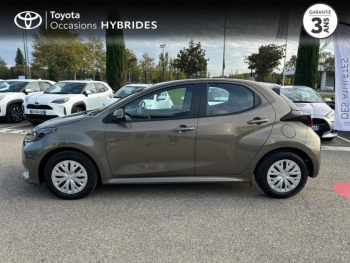 Photo 3 du bon plan TOYOTA Yaris 116h Dynamic Business 5p + Programme Beyond Zero Academy MY22 occasion à 20291 €