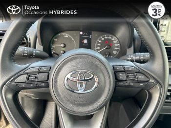 Photo 6 du bon plan TOYOTA Yaris 116h Dynamic Business 5p + Programme Beyond Zero Academy MY22 occasion à 20291 €