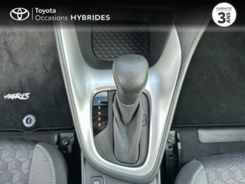 Photo 8 du bon plan TOYOTA Yaris 116h Dynamic Business 5p + Programme Beyond Zero Academy MY22 occasion à 20291 €
