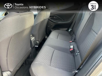 Photo 15 du bon plan TOYOTA Yaris 116h Dynamic Business 5p + Programme Beyond Zero Academy MY22 occasion à 20291 €