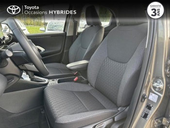 Photo 18 du bon plan TOYOTA Yaris 116h Dynamic Business 5p + Programme Beyond Zero Academy MY22 occasion à 20291 €