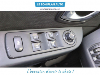 Photo 27 du bon plan RENAULT Clio 0.9 TCe 90ch energy Intens 5p occasion à 8670 €