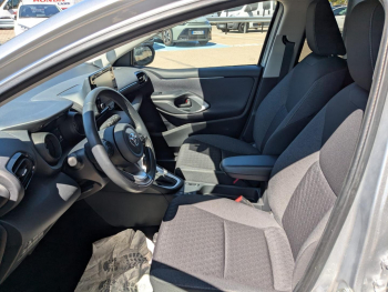Photo 5 du bon plan TOYOTA Yaris 116h Design 5p MY22 occasion à 19990 €