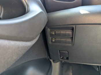 Photo 6 du bon plan TOYOTA Yaris 116h Design 5p MY22 occasion à 19990 €