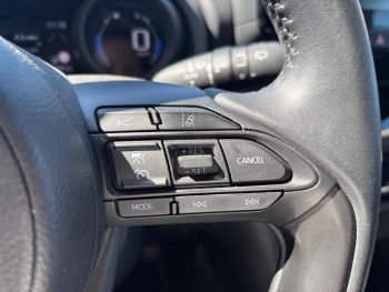 Photo 16 du bon plan TOYOTA Yaris Cross 116h Dynamic MY22 occasion à 21390 €