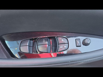 Photo 21 du bon plan NISSAN Leaf 150ch 40kWh N-Connecta 21.5 occasion à 14880 €