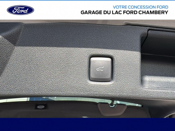 Photo 13 du bon plan FORD Kuga 2.5 Duratec 243ch Hybride Rechargeable ST-Line X Powershift occasion à 36990 €