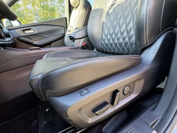 Photo 24 du bon plan NISSAN Qashqai e-POWER 190ch Tekna+ 2022 occasion à 27990 €