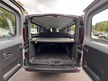 Photo 7 du bon plan NISSAN Primastar Combi L2H1 3t0 2.0 dCi 150ch N-Connecta GSR2B occasion à 29900 €