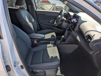 Photo 4 du bon plan TOYOTA Yaris Cross 130h Design MY25 occasion à 26590 €