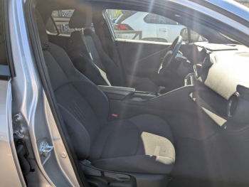Photo 7 du bon plan TOYOTA C-HR 2.0 Hybride 200ch Design MY25 occasion à 28490 €