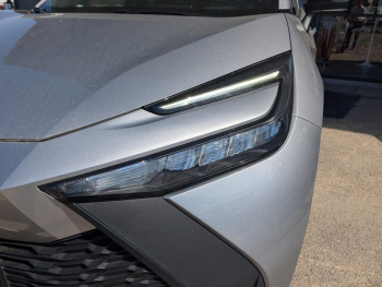 Photo 27 du bon plan TOYOTA C-HR 2.0 Hybride 200ch Design MY25 occasion à 28490 €