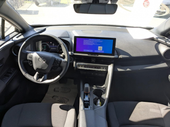 Photo 29 du bon plan TOYOTA C-HR 2.0 Hybride 200ch Design MY25 occasion à 28490 €