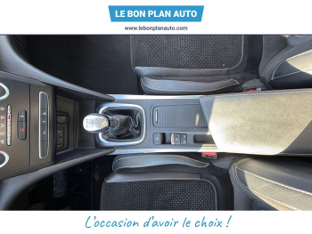 Photo 18 du bon plan RENAULT Megane 1.3 TCe 140ch energy Intens occasion à 11480 €