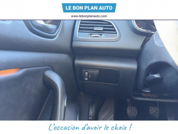 Photo 21 du bon plan RENAULT Megane 1.3 TCe 140ch energy Intens occasion à 11480 €