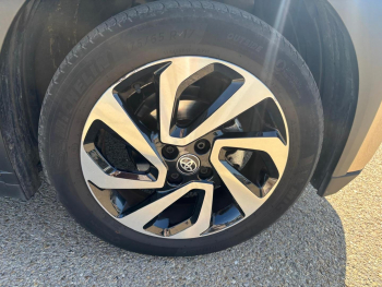 Photo 8 du bon plan TOYOTA Aygo X 1.0 VVT-i 72ch Design S-CVT MY23 occasion à 15290 €
